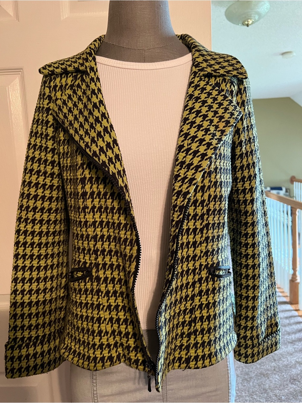 Vintage Houndstooth Zip-Front Blazer Jacket in Yellow and Black